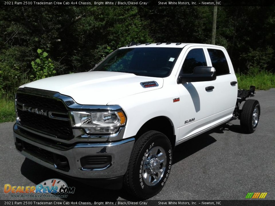 2021 Ram 2500 Tradesman Crew Cab 4x4 Chassis Bright White / Black/Diesel Gray Photo #2