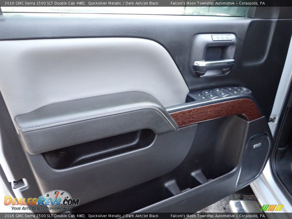 Door Panel of 2016 GMC Sierra 1500 SLT Double Cab 4WD Photo #22
