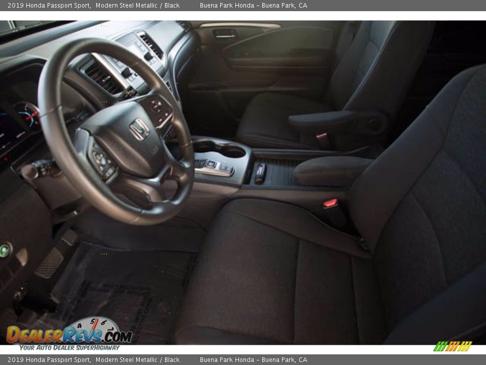 2019 Honda Passport Sport Modern Steel Metallic / Black Photo #3