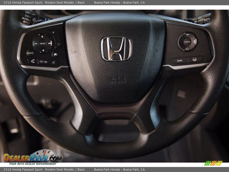 2019 Honda Passport Sport Modern Steel Metallic / Black Photo #13