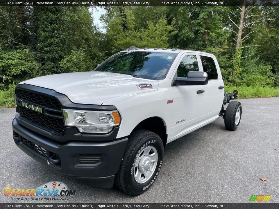 2021 Ram 2500 Tradesman Crew Cab 4x4 Chassis Bright White / Black/Diesel Gray Photo #2