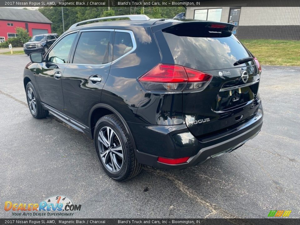 2017 Nissan Rogue SL AWD Magnetic Black / Charcoal Photo #8