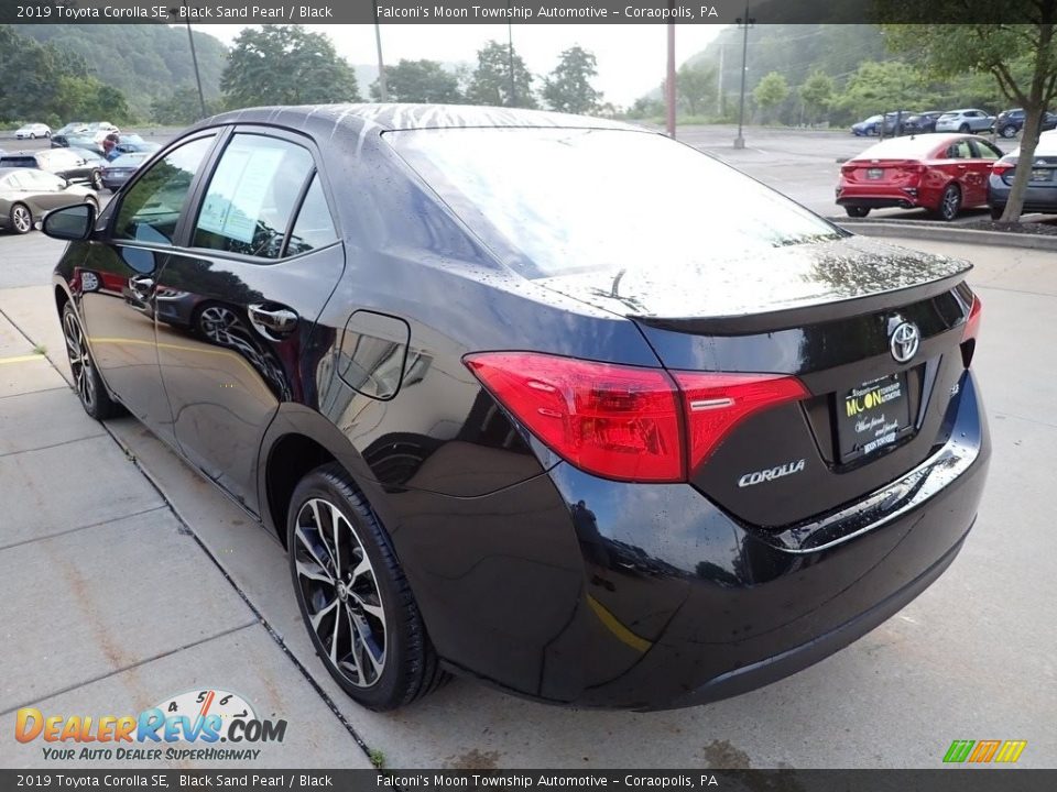 2019 Toyota Corolla SE Black Sand Pearl / Black Photo #4