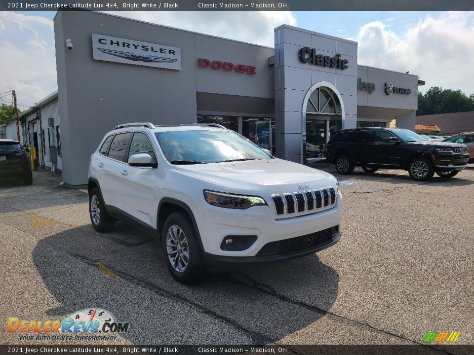 2021 Jeep Cherokee Latitude Lux 4x4 Bright White / Black Photo #1