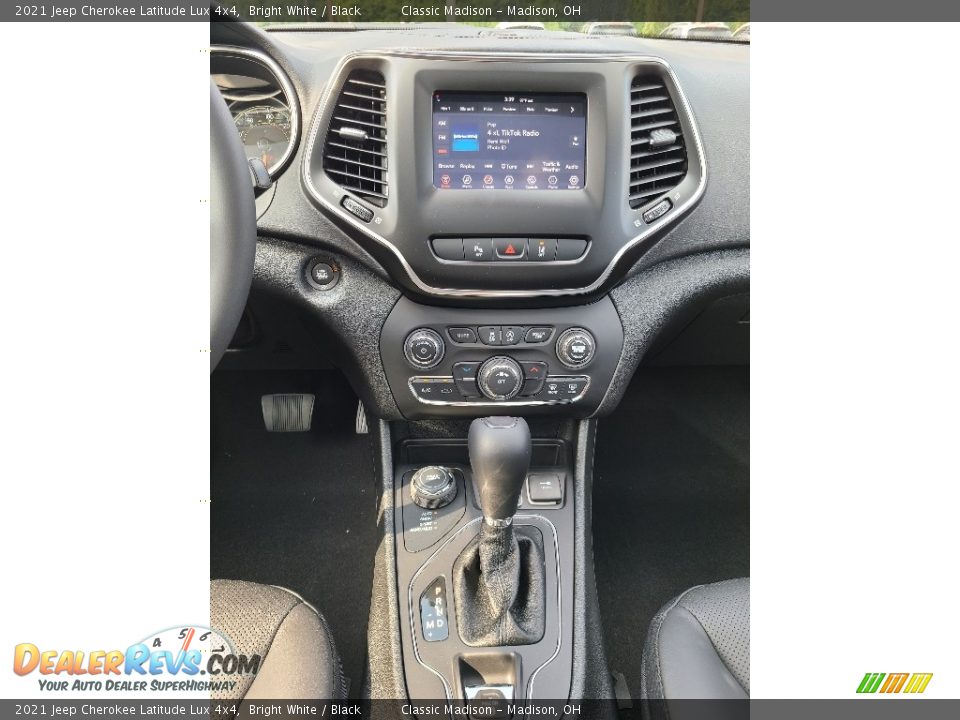 2021 Jeep Cherokee Latitude Lux 4x4 Bright White / Black Photo #12
