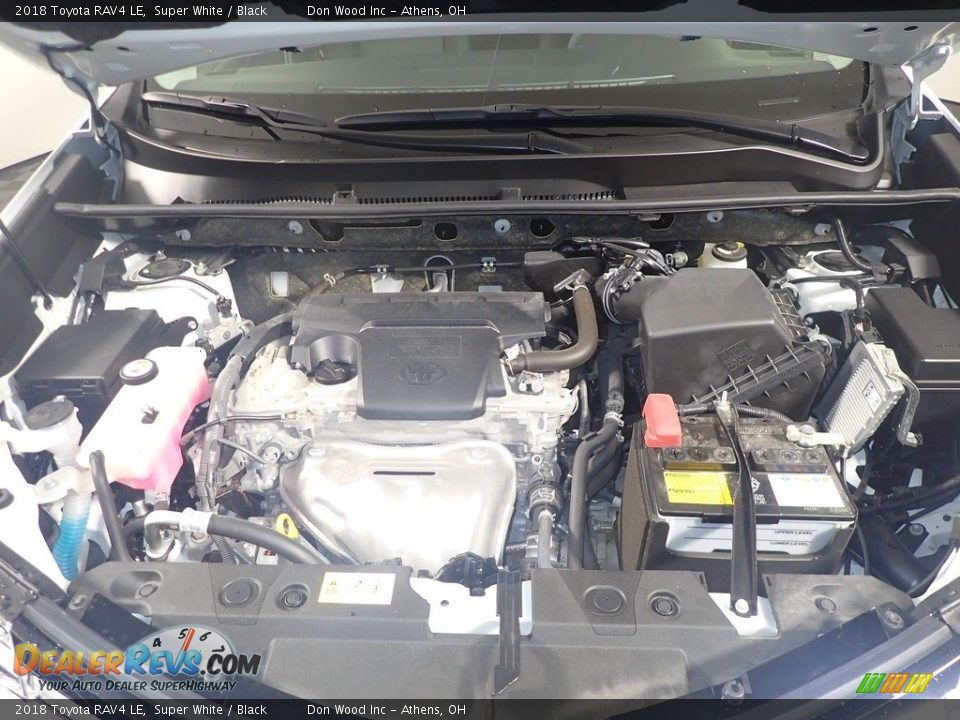 2018 Toyota RAV4 LE Super White / Black Photo #7