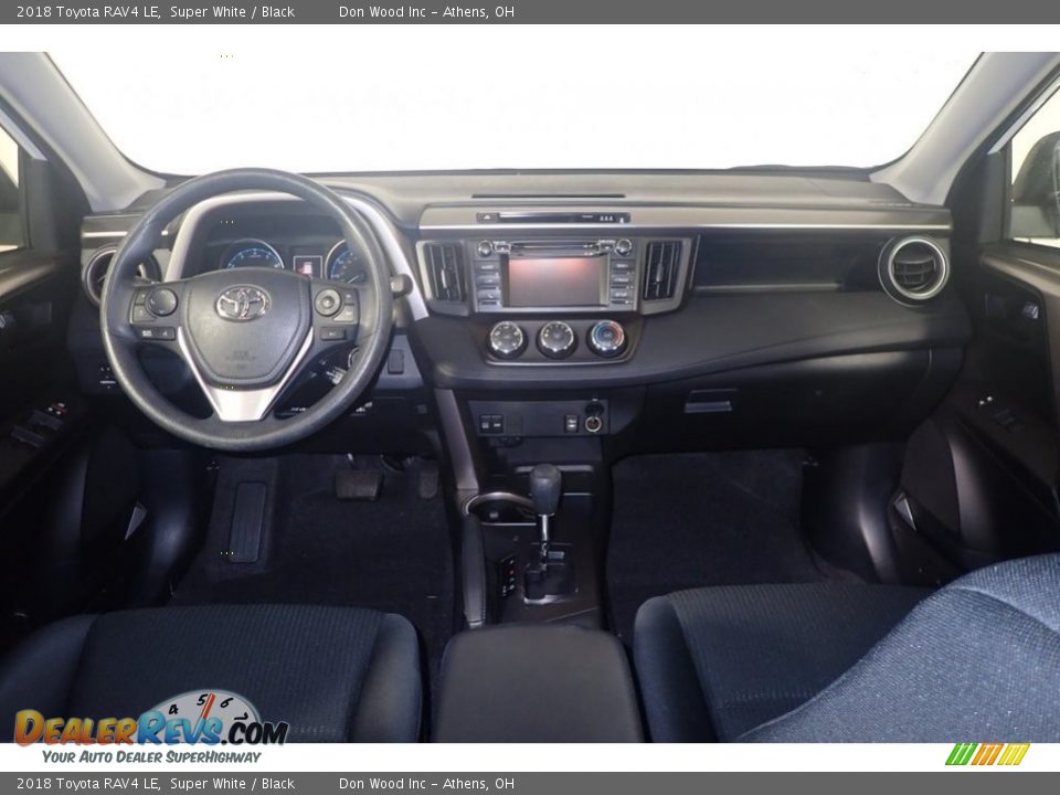 2018 Toyota RAV4 LE Super White / Black Photo #24