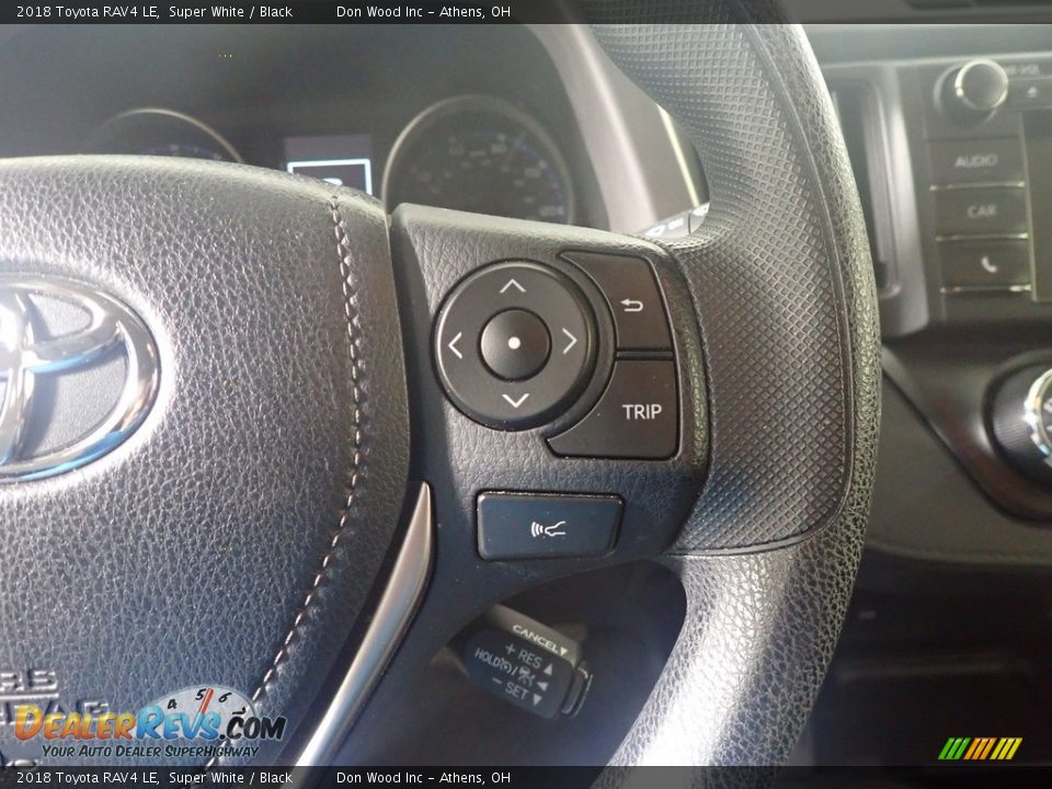2018 Toyota RAV4 LE Super White / Black Photo #30