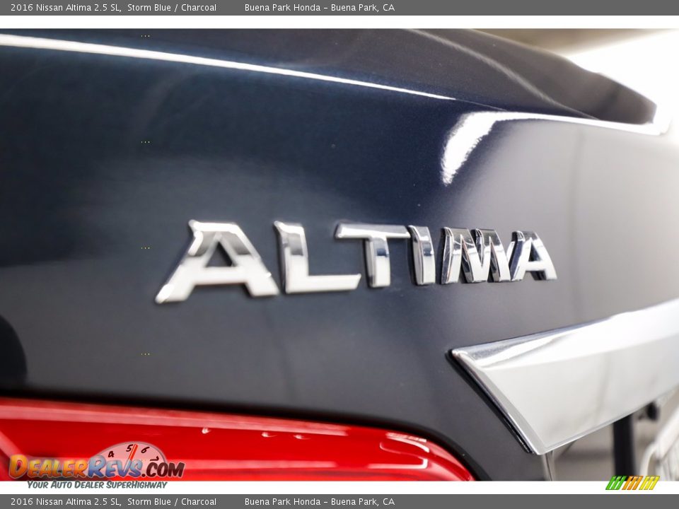 2016 Nissan Altima 2.5 SL Storm Blue / Charcoal Photo #10