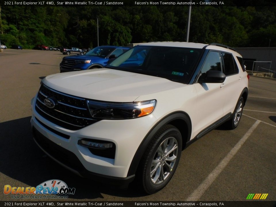 2021 Ford Explorer XLT 4WD Star White Metallic Tri-Coat / Sandstone Photo #7