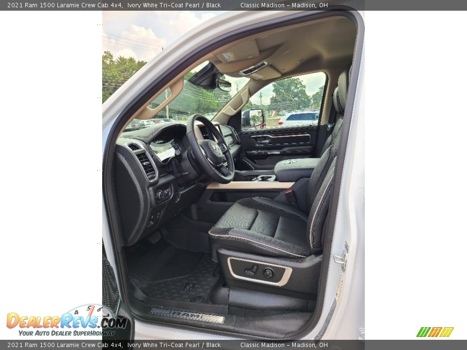 2021 Ram 1500 Laramie Crew Cab 4x4 Ivory White Tri-Coat Pearl / Black Photo #6
