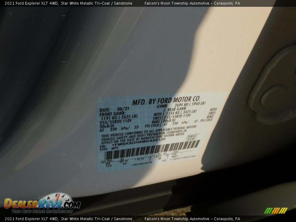 2021 Ford Explorer XLT 4WD Star White Metallic Tri-Coat / Sandstone Photo #20