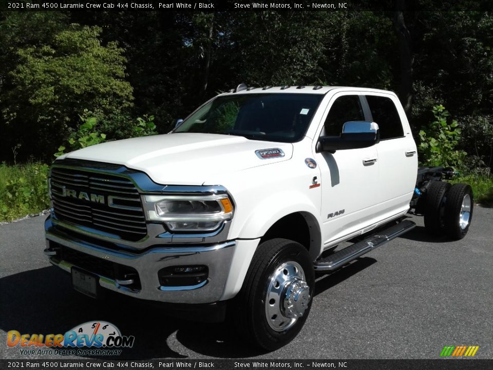 2021 Ram 4500 Laramie Crew Cab 4x4 Chassis Pearl White / Black Photo #2