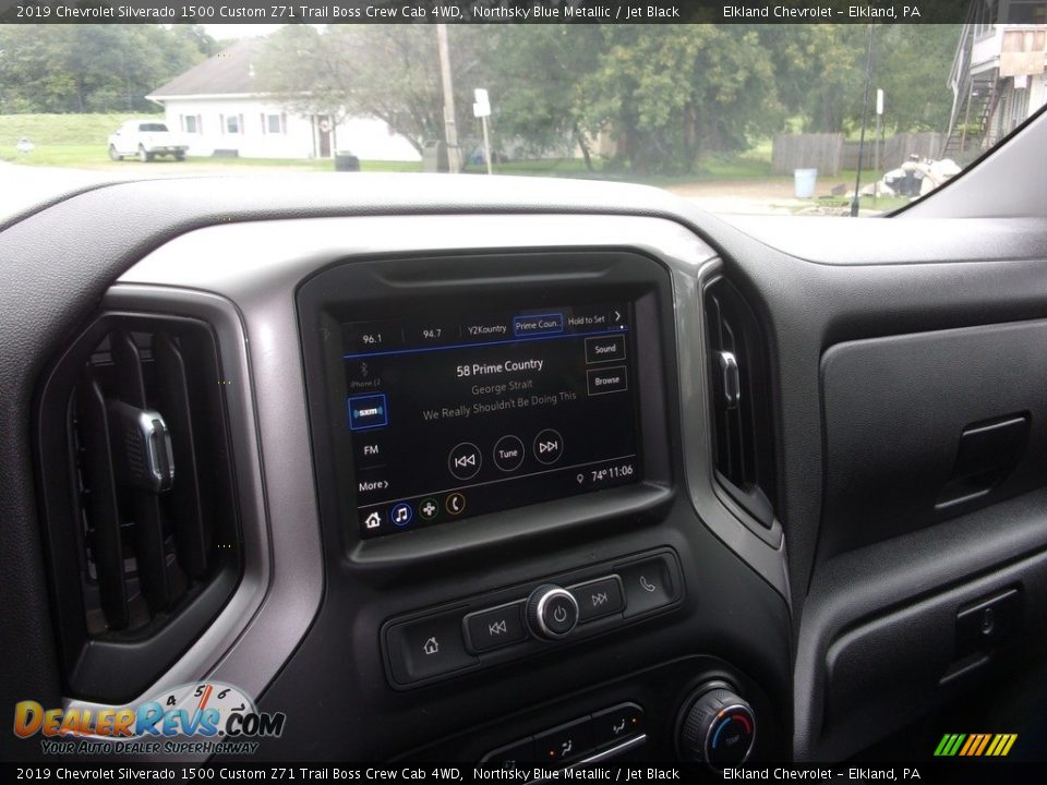 2019 Chevrolet Silverado 1500 Custom Z71 Trail Boss Crew Cab 4WD Northsky Blue Metallic / Jet Black Photo #25