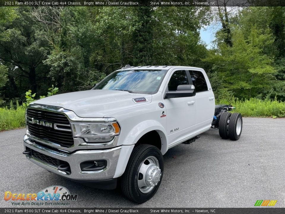 2021 Ram 4500 SLT Crew Cab 4x4 Chassis Bright White / Diesel Gray/Black Photo #2