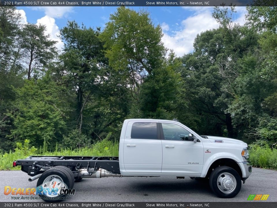 2021 Ram 4500 SLT Crew Cab 4x4 Chassis Bright White / Diesel Gray/Black Photo #5