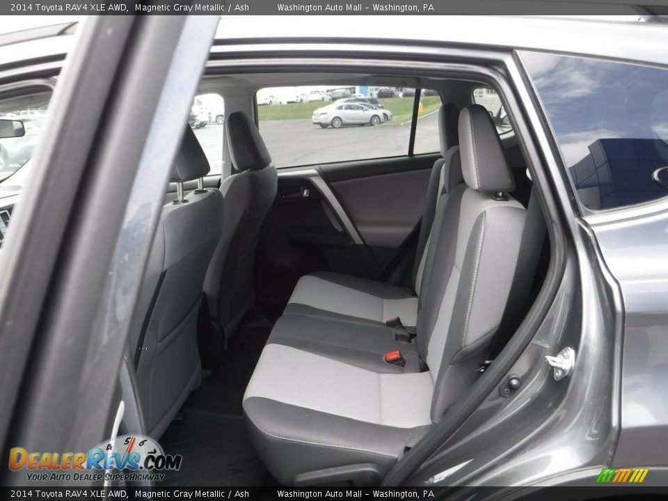 2014 Toyota RAV4 XLE AWD Magnetic Gray Metallic / Ash Photo #26