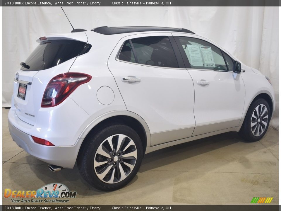 2018 Buick Encore Essence White Frost Tricoat / Ebony Photo #2