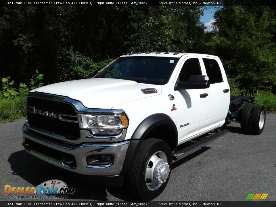 2021 Ram 4500 Tradesman Crew Cab 4x4 Chassis Bright White / Diesel Gray/Black Photo #2