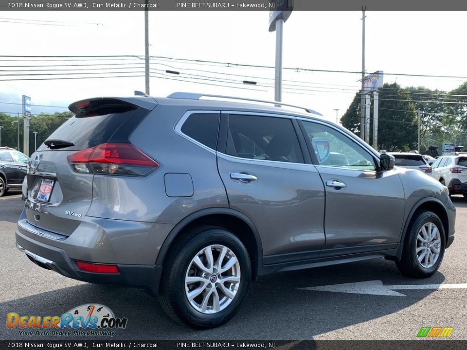 2018 Nissan Rogue SV AWD Gun Metallic / Charcoal Photo #17