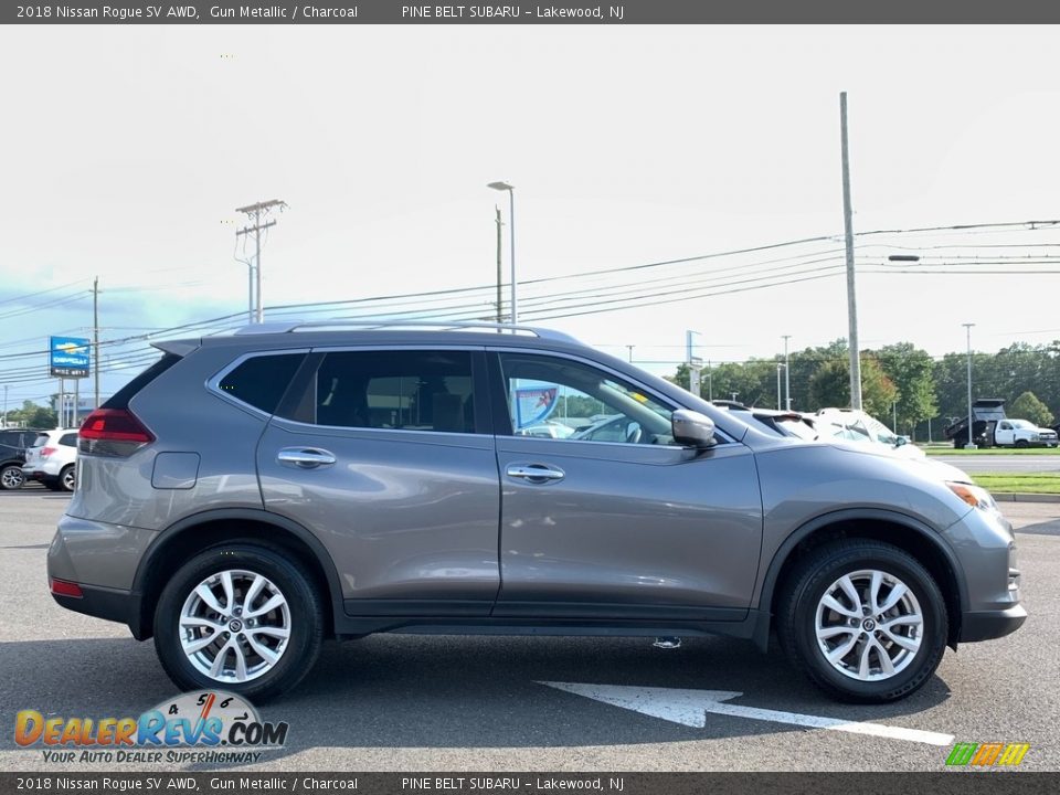 2018 Nissan Rogue SV AWD Gun Metallic / Charcoal Photo #18