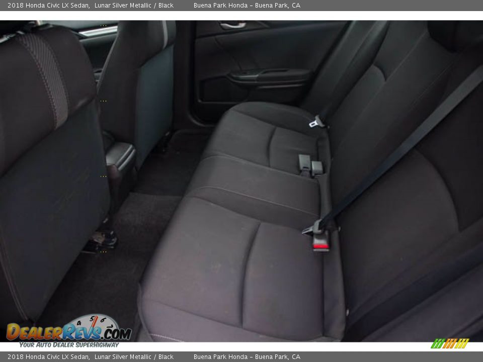 2018 Honda Civic LX Sedan Lunar Silver Metallic / Black Photo #4