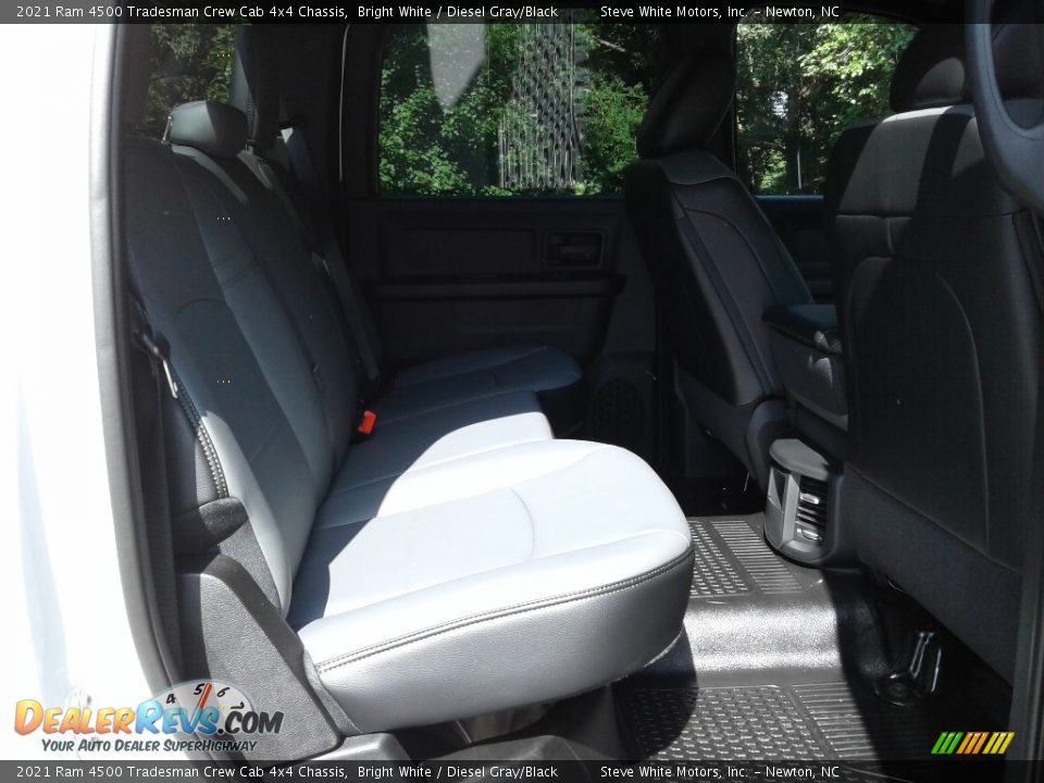 2021 Ram 4500 Tradesman Crew Cab 4x4 Chassis Bright White / Diesel Gray/Black Photo #14