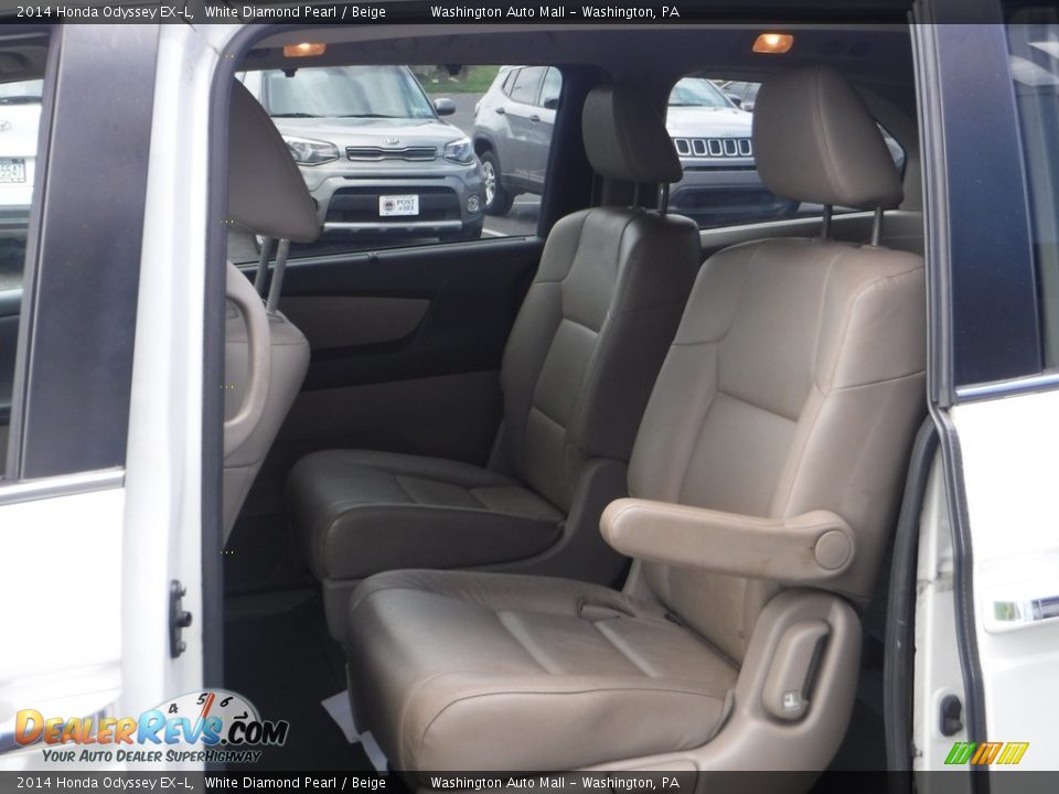 2014 Honda Odyssey EX-L White Diamond Pearl / Beige Photo #24