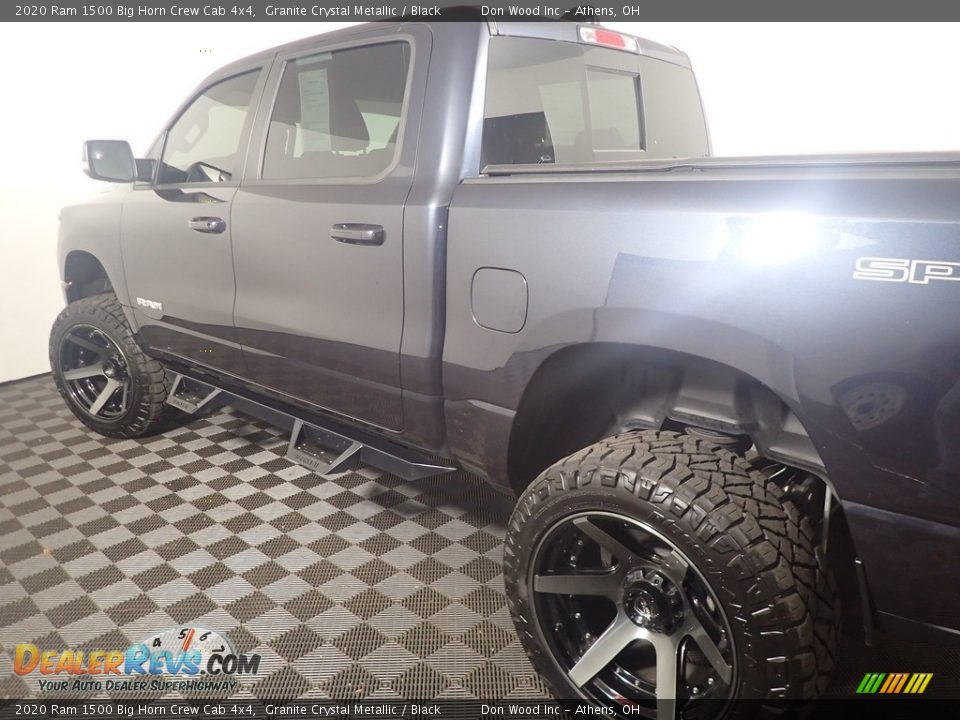 2020 Ram 1500 Big Horn Crew Cab 4x4 Granite Crystal Metallic / Black Photo #17