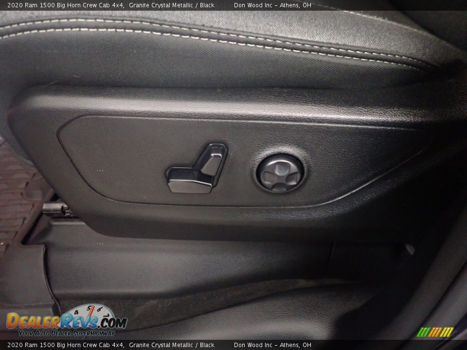 2020 Ram 1500 Big Horn Crew Cab 4x4 Granite Crystal Metallic / Black Photo #22