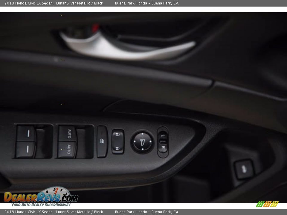 2018 Honda Civic LX Sedan Lunar Silver Metallic / Black Photo #30