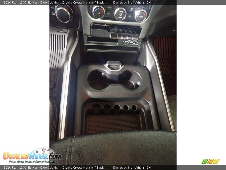 2020 Ram 1500 Big Horn Crew Cab 4x4 Granite Crystal Metallic / Black Photo #32