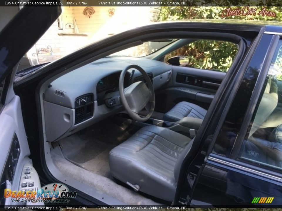 1994 Chevrolet Caprice Impala SS Black / Gray Photo #4