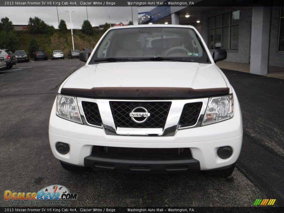 2013 Nissan Frontier SV V6 King Cab 4x4 Glacier White / Beige Photo #3