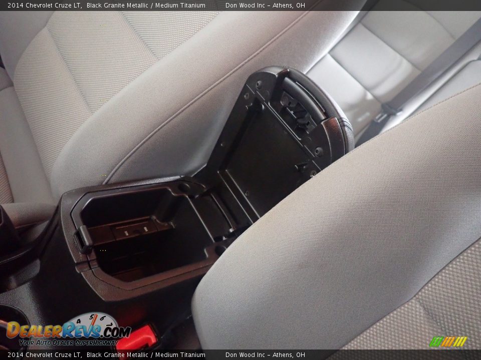2014 Chevrolet Cruze LT Black Granite Metallic / Medium Titanium Photo #32