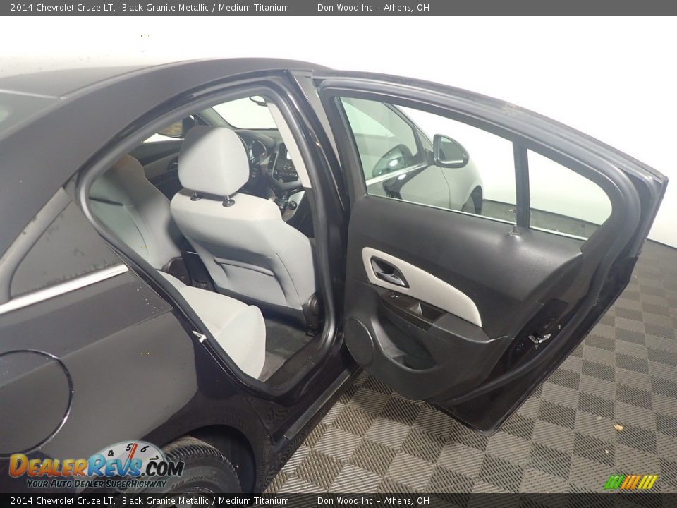 2014 Chevrolet Cruze LT Black Granite Metallic / Medium Titanium Photo #35