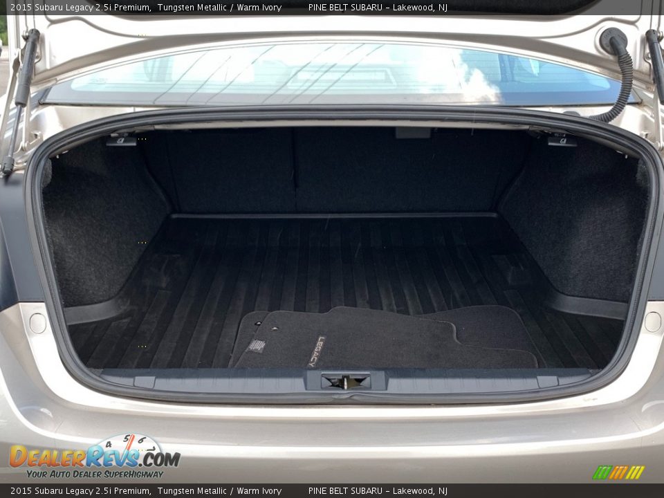 2015 Subaru Legacy 2.5i Premium Trunk Photo #18