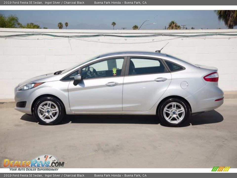 2019 Ford Fiesta SE Sedan Ingot Silver / Charcoal Black Photo #10