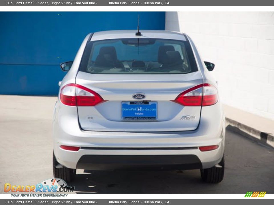 2019 Ford Fiesta SE Sedan Ingot Silver / Charcoal Black Photo #12