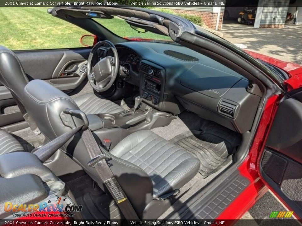 2001 Chevrolet Camaro Convertible Bright Rally Red / Ebony Photo #18