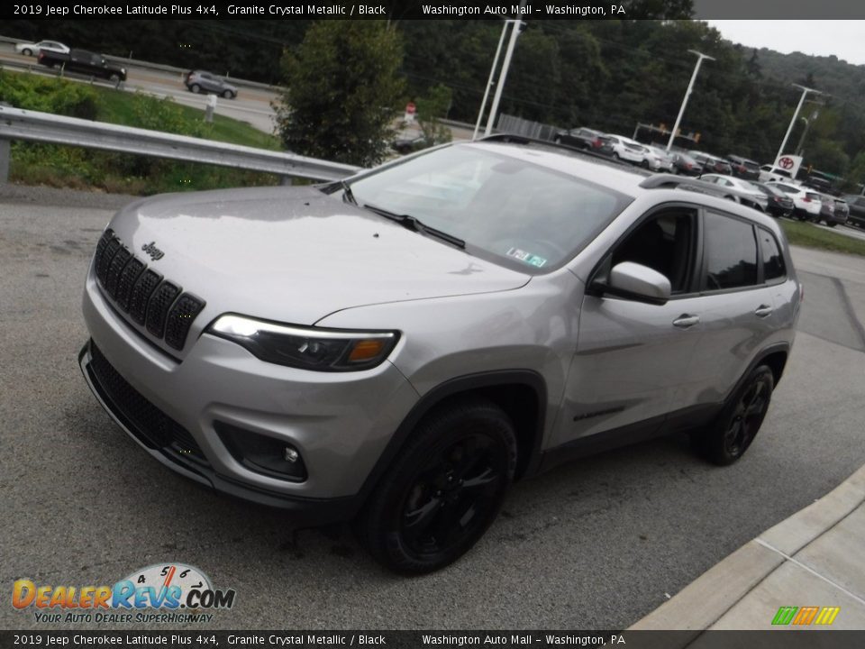 2019 Jeep Cherokee Latitude Plus 4x4 Granite Crystal Metallic / Black Photo #11