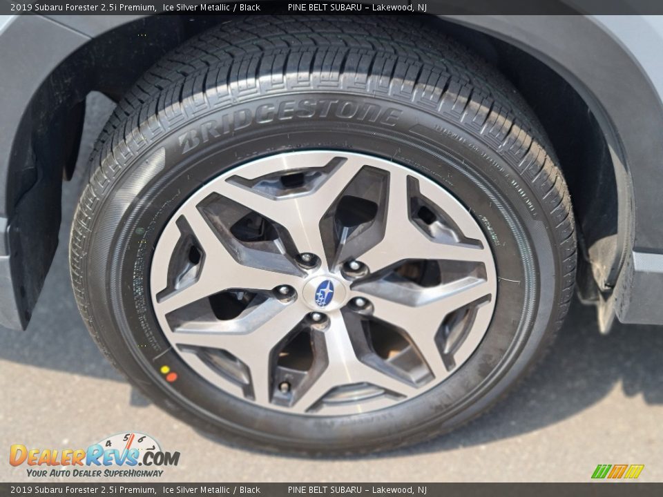 2019 Subaru Forester 2.5i Premium Ice Silver Metallic / Black Photo #29