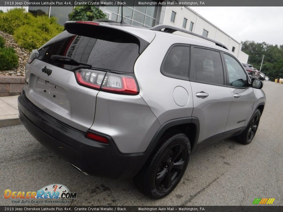 2019 Jeep Cherokee Latitude Plus 4x4 Granite Crystal Metallic / Black Photo #16