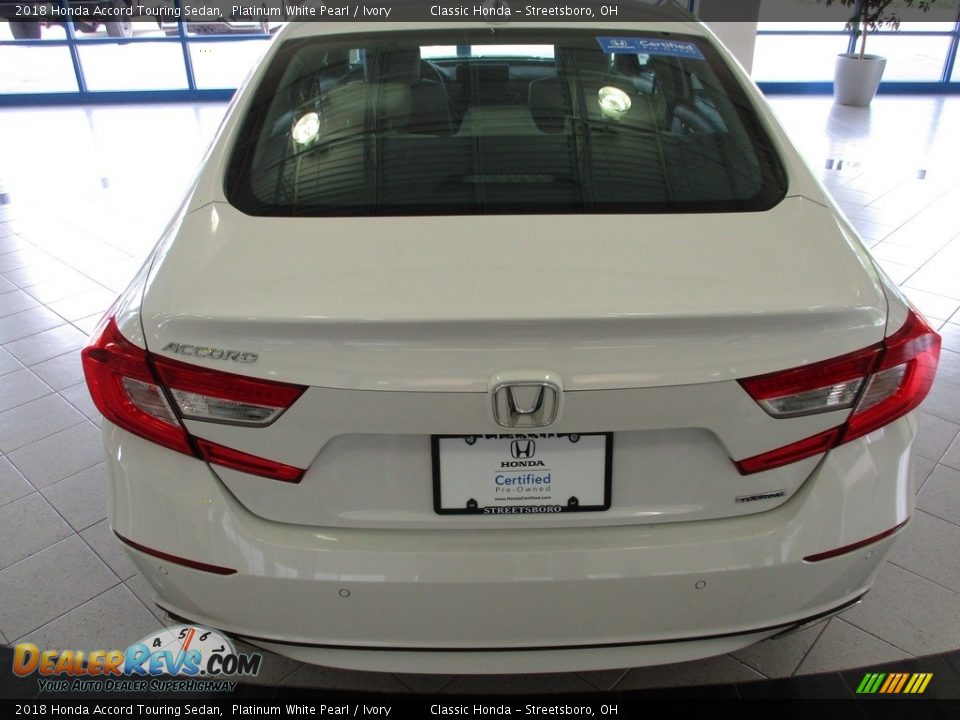 2018 Honda Accord Touring Sedan Platinum White Pearl / Ivory Photo #7