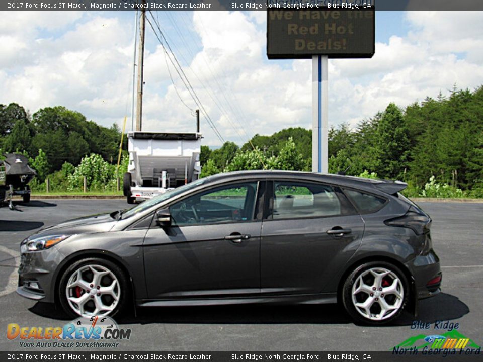 2017 Ford Focus ST Hatch Magnetic / Charcoal Black Recaro Leather Photo #2