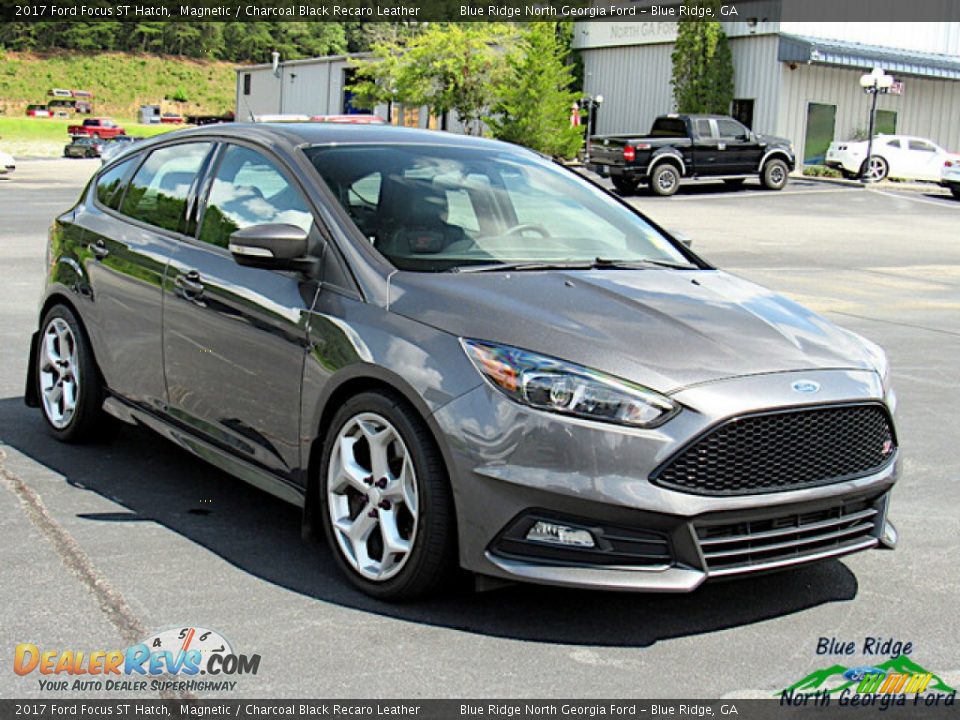 2017 Ford Focus ST Hatch Magnetic / Charcoal Black Recaro Leather Photo #7