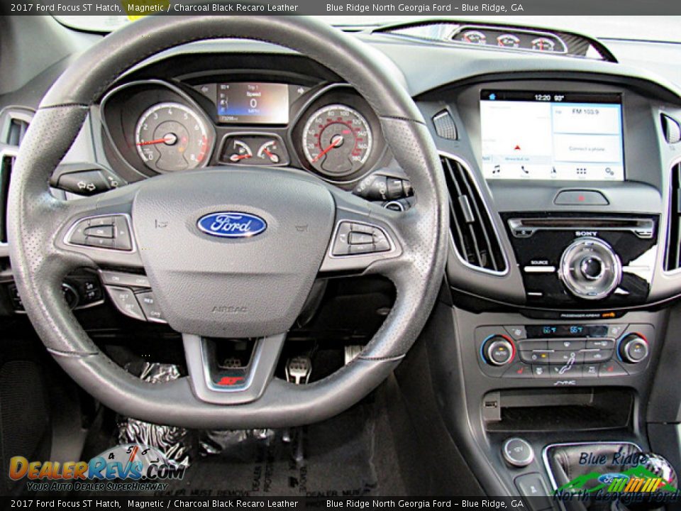 2017 Ford Focus ST Hatch Magnetic / Charcoal Black Recaro Leather Photo #15