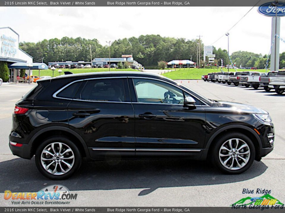 2016 Lincoln MKC Select Black Velvet / White Sands Photo #6