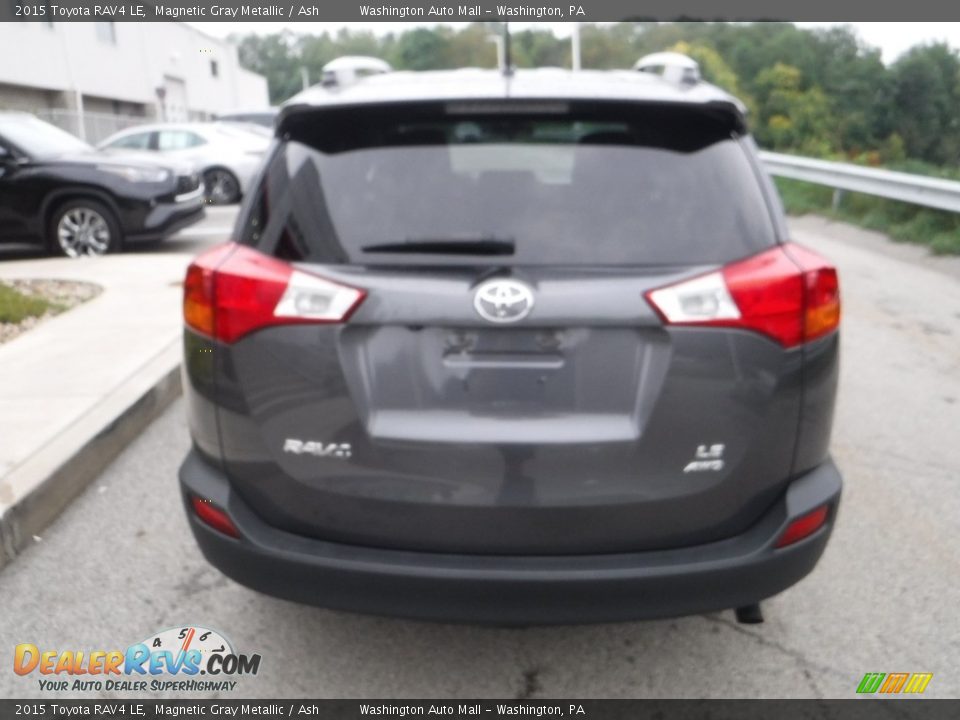 2015 Toyota RAV4 LE Magnetic Gray Metallic / Ash Photo #14