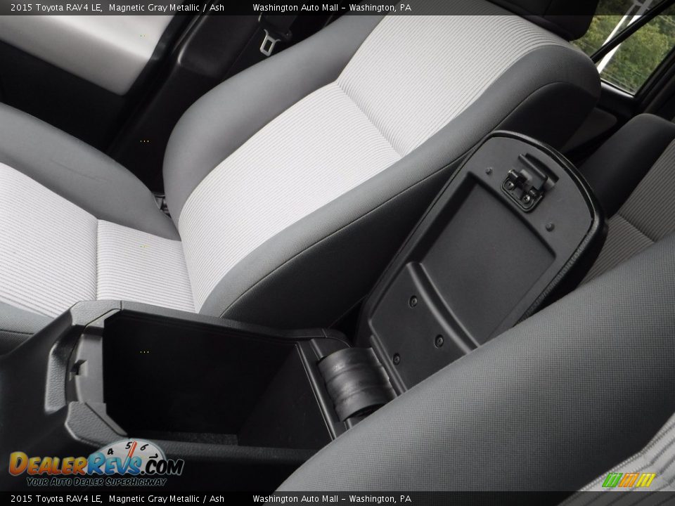 2015 Toyota RAV4 LE Magnetic Gray Metallic / Ash Photo #23